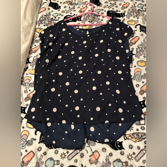 torrid Tops - Torrid Dark Blue Top with White Dots